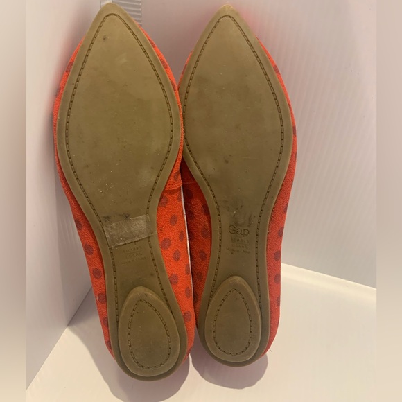 Vermillion Suede Flats GAP 1969 Size 8.5 - Picture 5 of 5